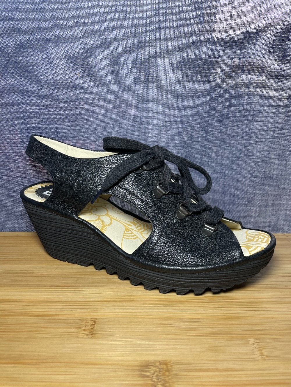 Fly London Yfla Lace Up Wedge Sandals Shoes Black 39 8 8.5 Gorpcore Cute NICE!